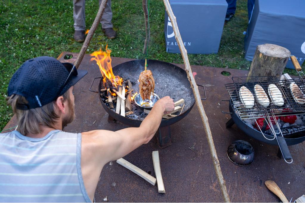 Lagerfeuerküche mit Endless Nature