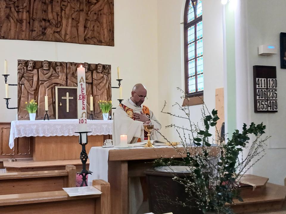 Altkatholische Christuskirche Ried @Mag. Renate Bespaletz