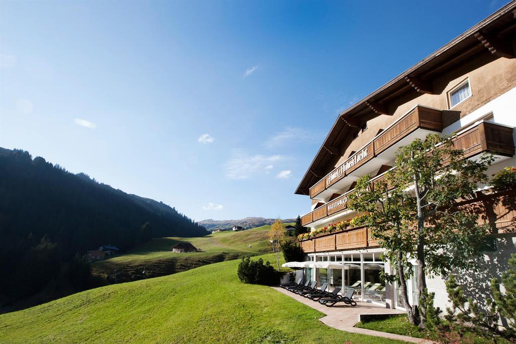 Hotel Hohes Licht Außenansicht Sommer