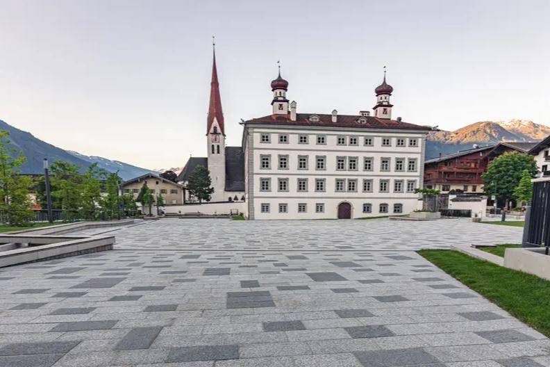Schloss Fügen