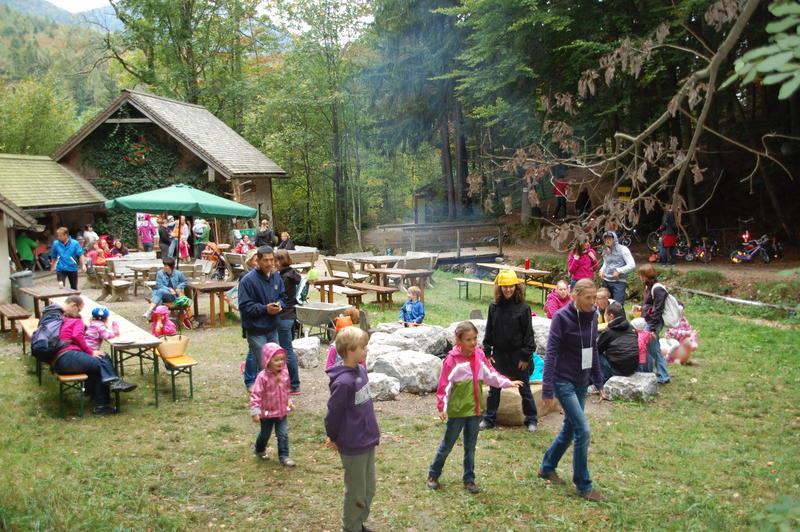 Familienwanderung in die Mühle