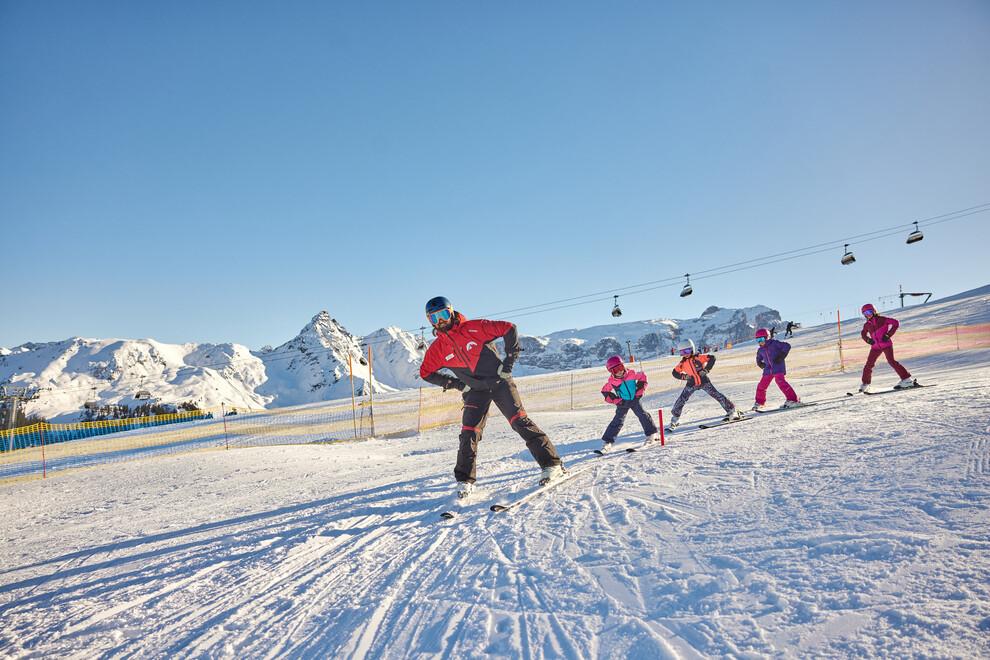 Skifahren mit der Familie am Golm im Montafon