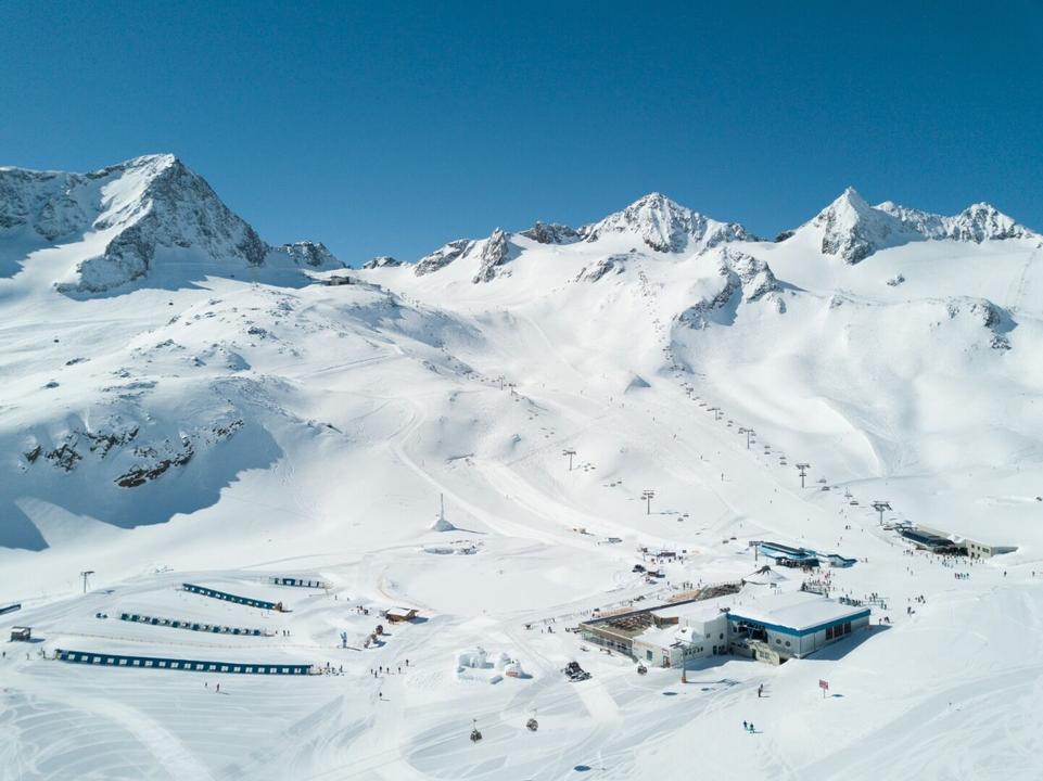 big-family-stubaier-gletscher-c-andre-schoenherr-033.jpg
