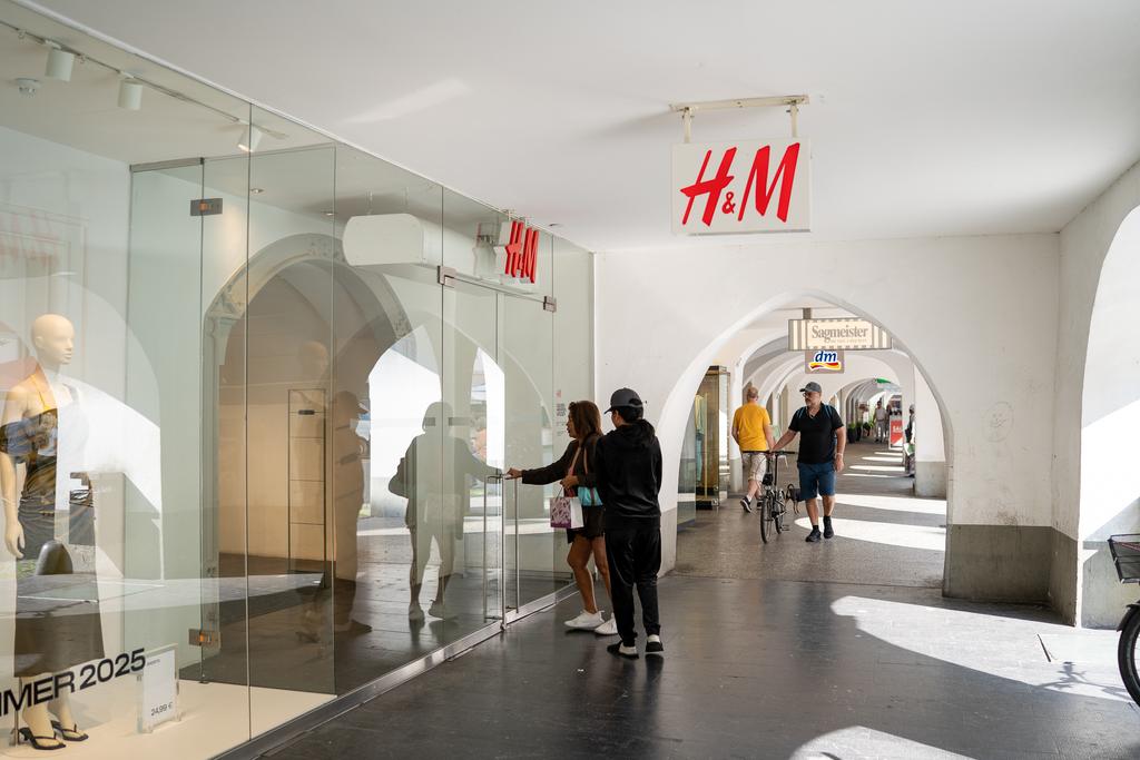 H&M.jpg