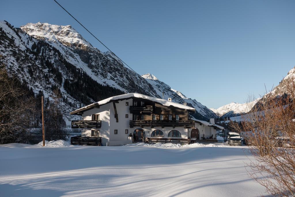 c-Natur-Residenz-Anger-Alm-Severin-Wegener-Hotelan