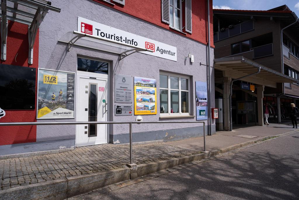Tourist-Info am Bahnhof Oberstaufen