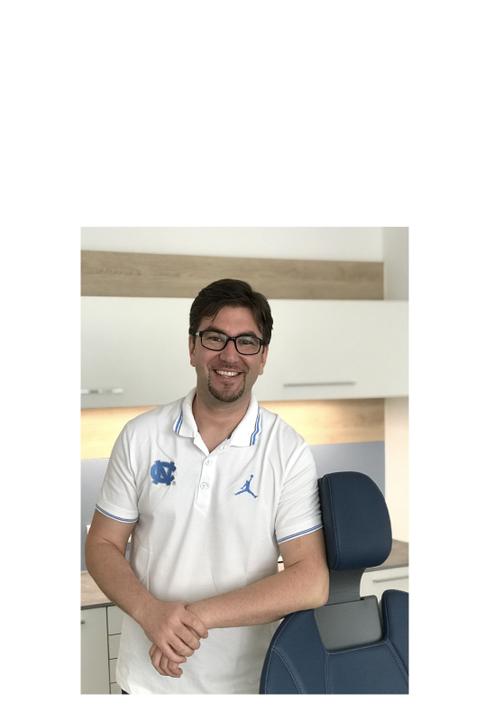 Dr. Thomas_ Fischer
