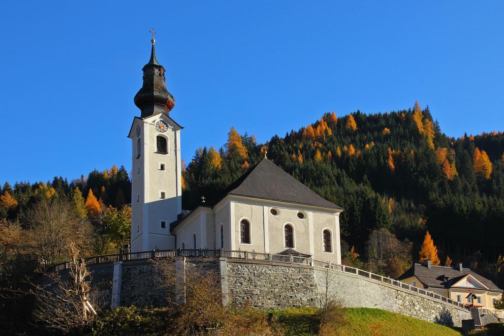 Kirche Sommer