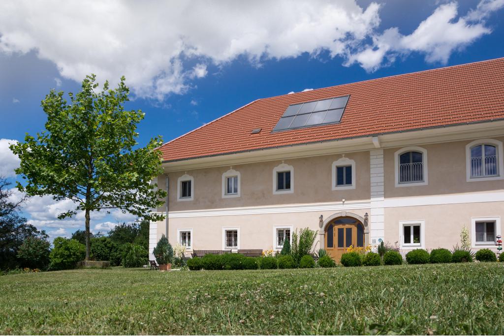 Waldbothgut  Familie Huber, Außenansicht