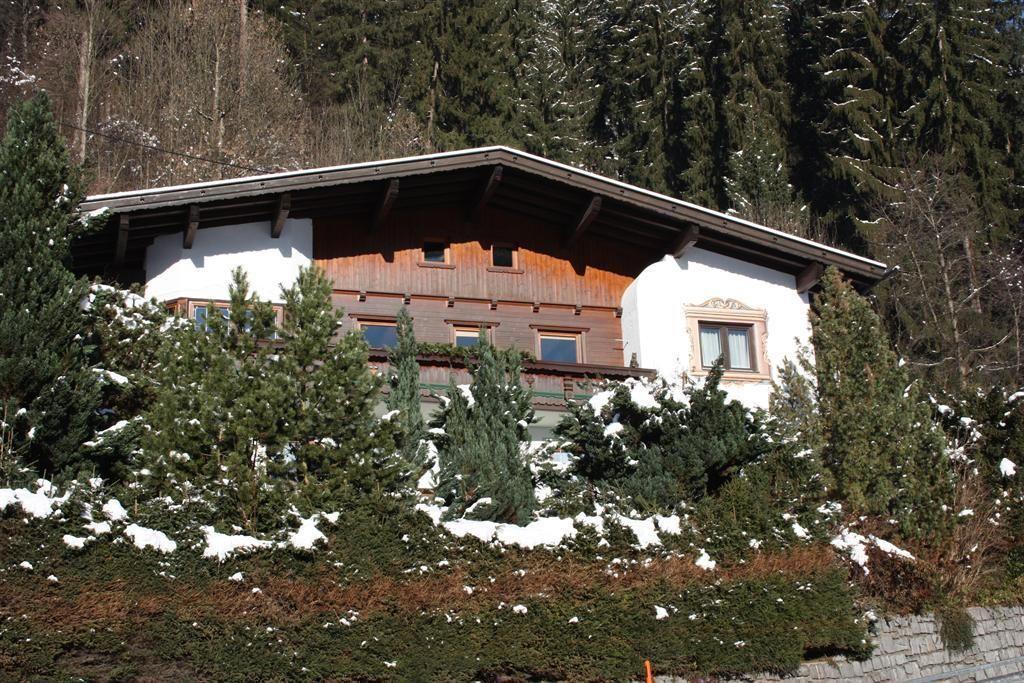 Winterhausfoto