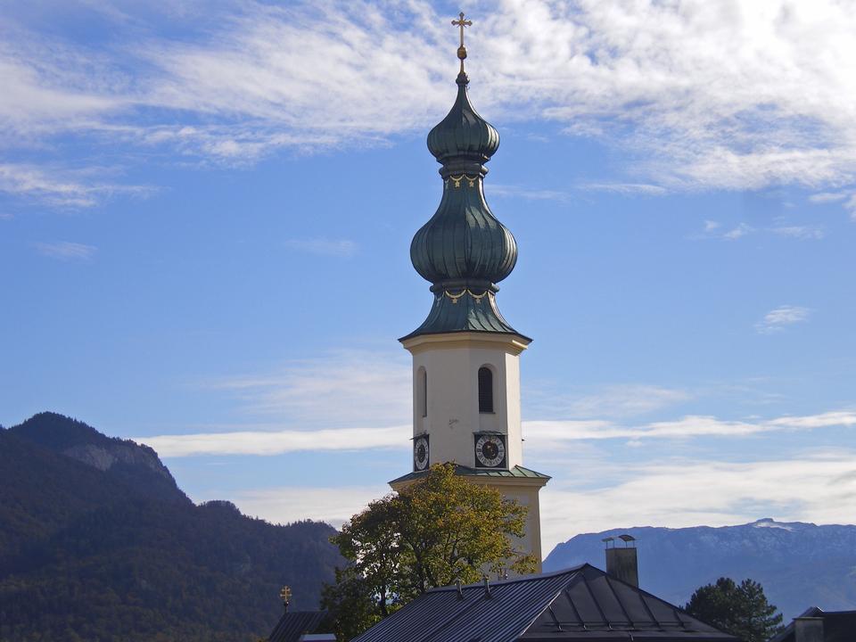 Kirchturm Pfarrkirche St. Gilgen