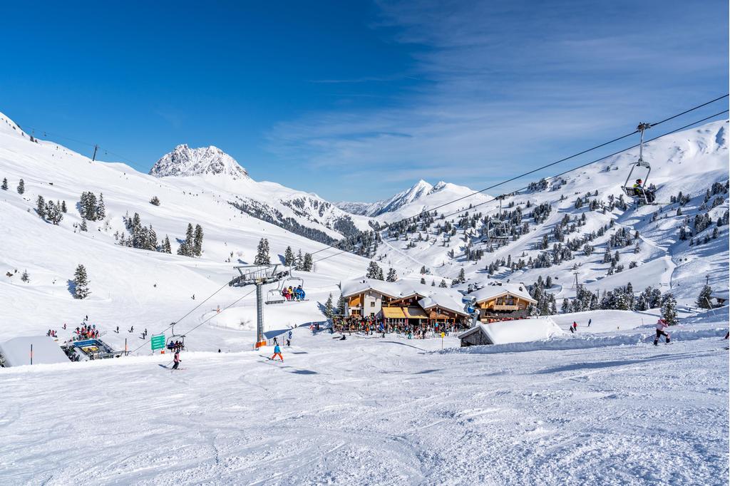 Hütte