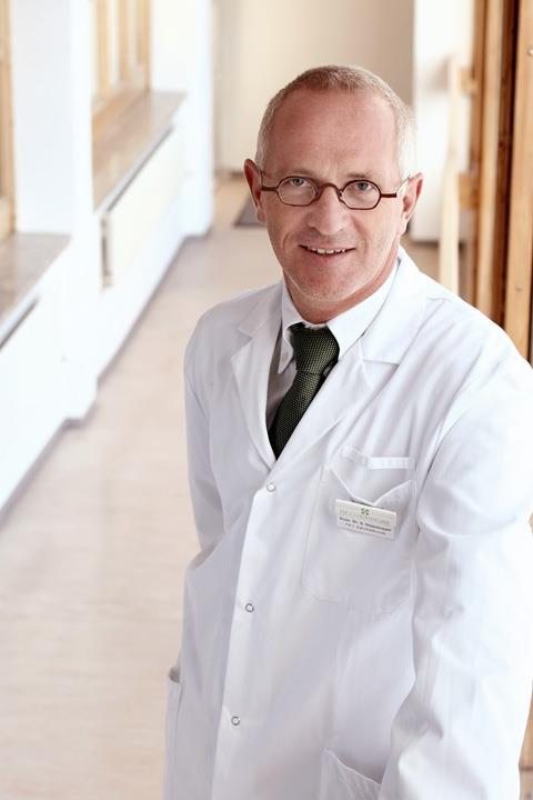 Dr. Siegmund Döttelmayer - Zahnarzt