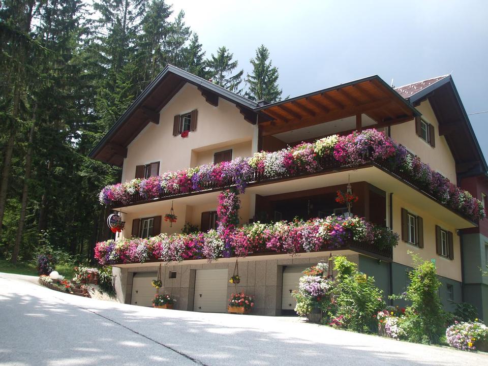 Gasthaus Derler_Außenansicht_Oststeiermark